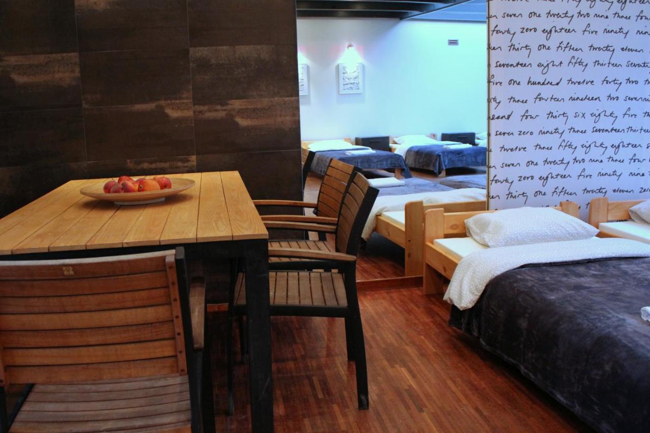 Apartment With Garden In City Center Cracovie Extérieur photo